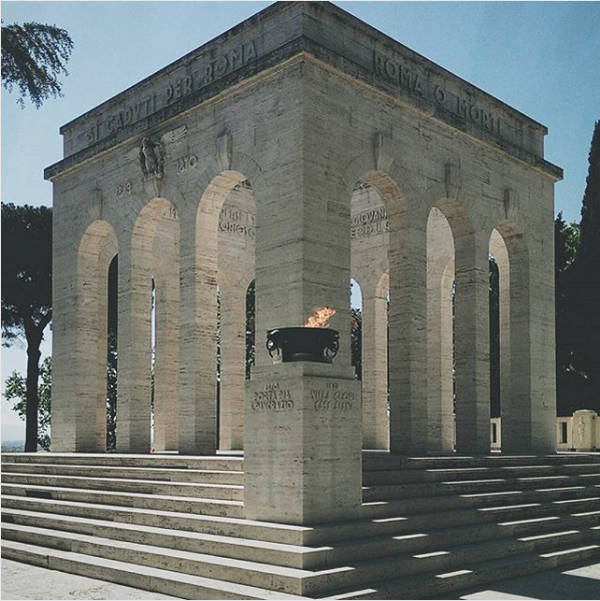 L’ombra di Mazzini al Mausoleo Ossario Garibaldino