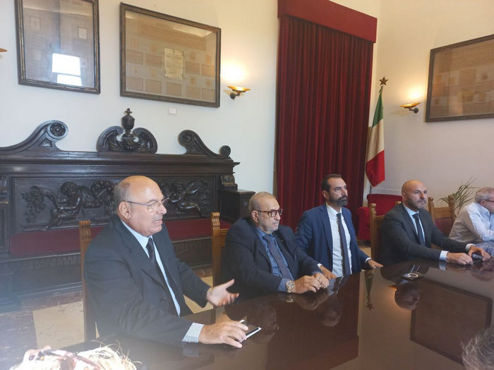 Presentato dall’Amministrazione Basile il progetto “Messina…vola in Cina”