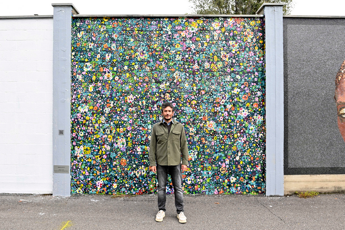 Murale d’autore per ridare “respiro” alla città: l’arte sostenibile di Gianluca Patti arriva alla cittadella degli Archivi